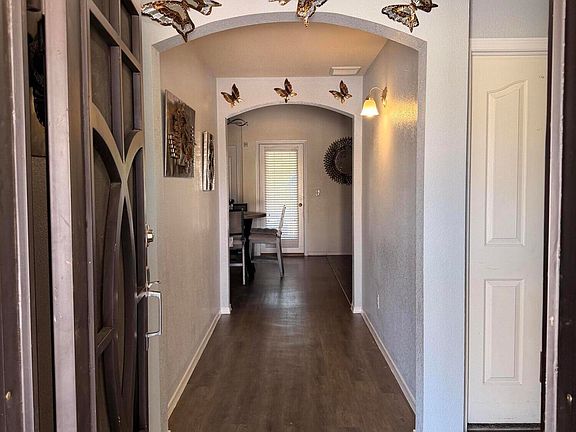3rd image of 720 Villa Romero Dr