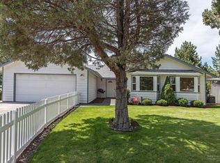 1107 SE Gatewood Pl, Bend, OR 97702