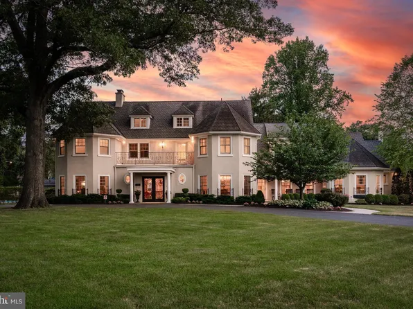 1103 Golf Rd, Cinnaminson, NJ 08077