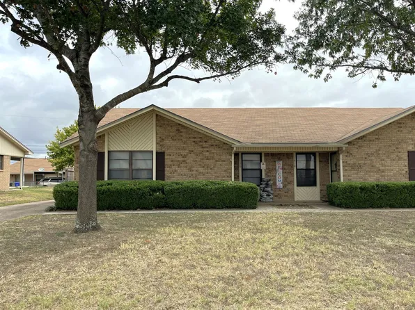 1416 Chapel Creek Rd, Waco, TX 76712