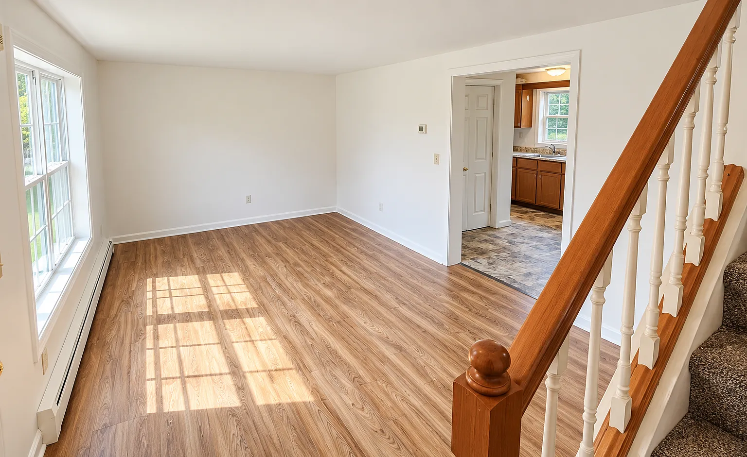 3 bed, 1.5 bath, 960 sqft, $1,895 — Photo 2