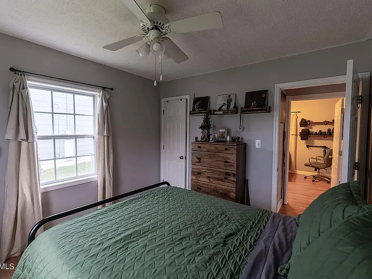 1133 Fair Dr — Photo 38