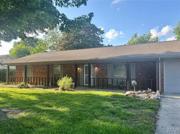126 Bradley Dr, Sikeston, MO 63801