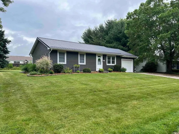 231 Oak St, Millersburg, IN 46543