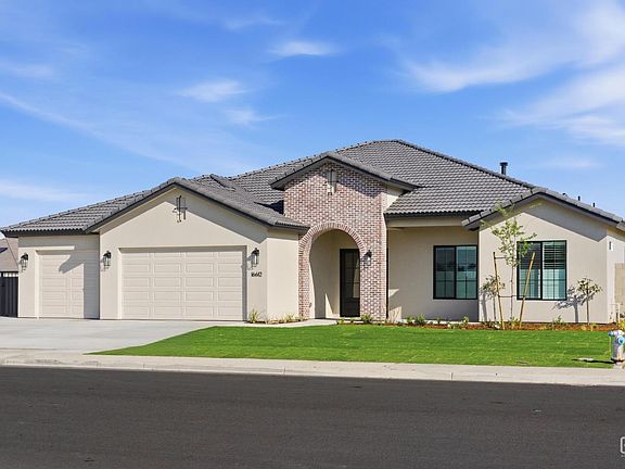 2nd image of 16612 Pinecrest Ct