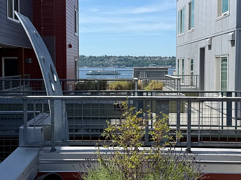2440 Western Ave #614 — Photo 6