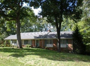 1930 Tabby Ln, Altavista, VA 24517