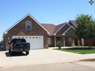 1612 Runyan Ave, Artesia, NM 88210