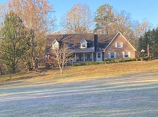 9300 Smith Cemetery Cir, Soddy Daisy, TN 37379