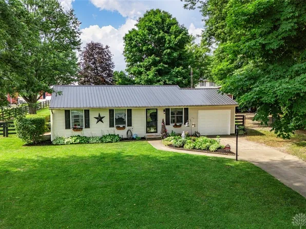 4065 Apache Trl, Jamestown, OH 45335