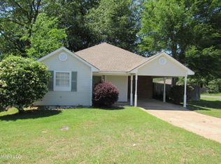 359 Audubon Cir, Brandon, MS 39047