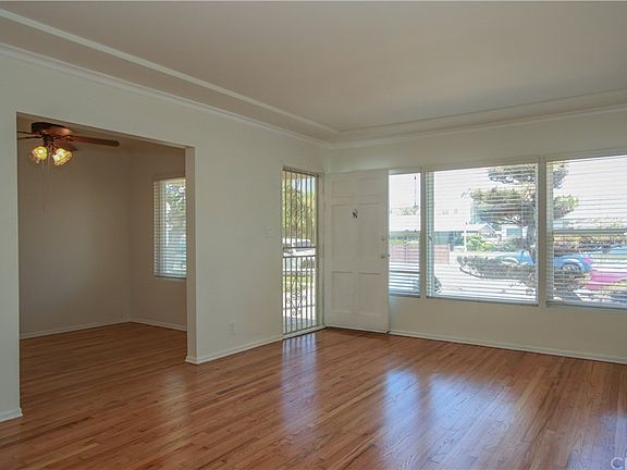 4th image of 12707 Bonaparte Ave
