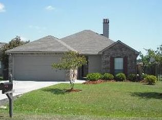 34880 Eagle Ridge Dr, Denham Springs, LA 70706