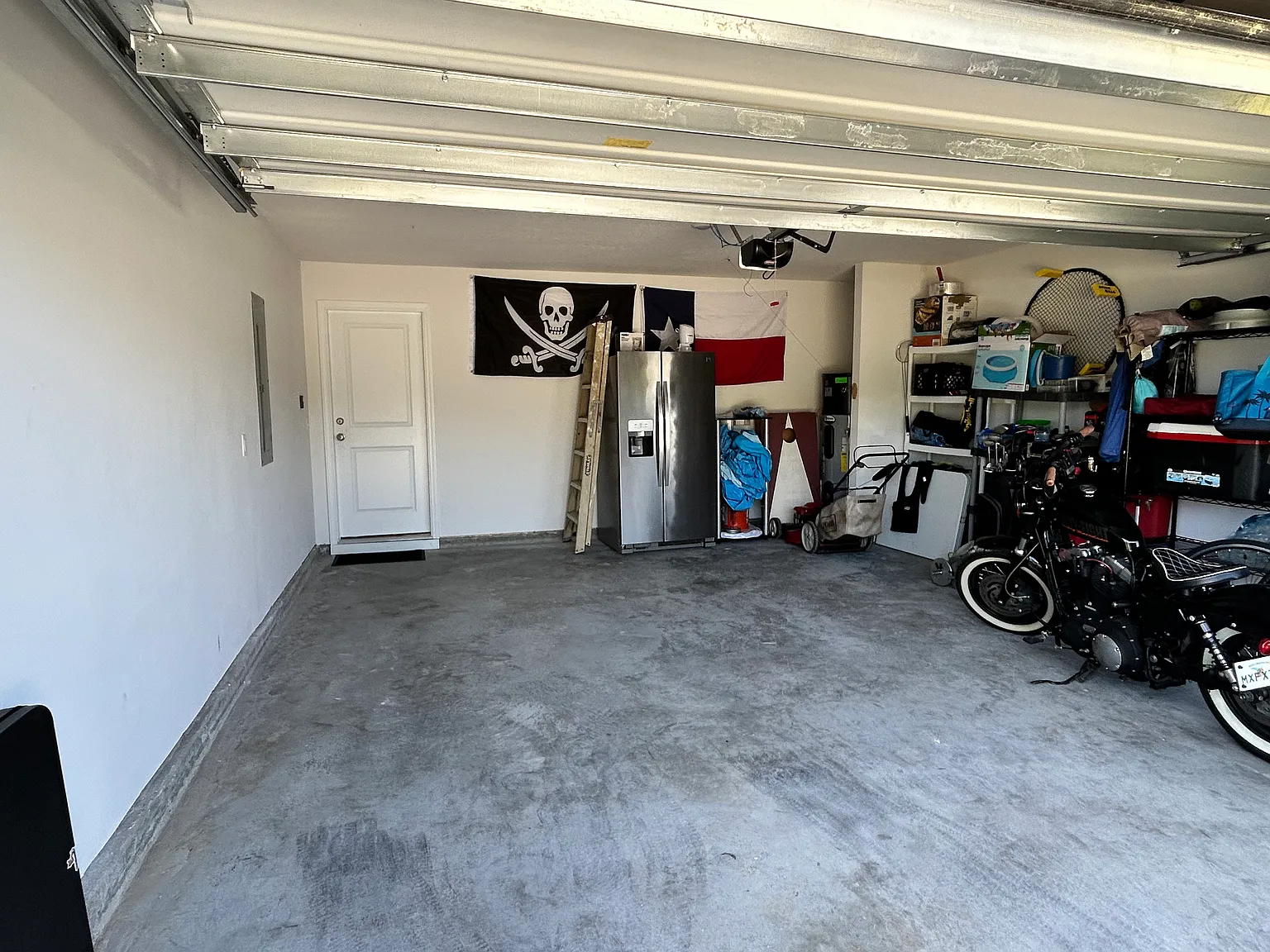 4655 Carlstrom Ln — Photo 2