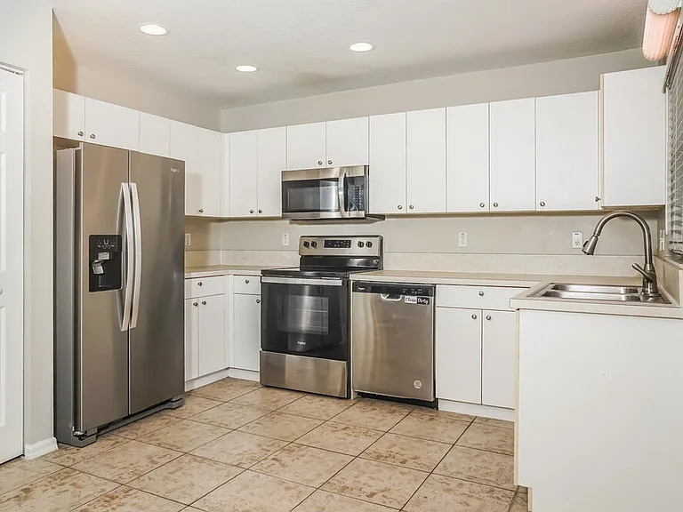 4638 Breezy Pines Blvd — Photo 7