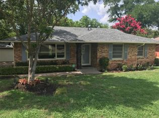 341 Woodacre Cir, Dallas, TX 75241