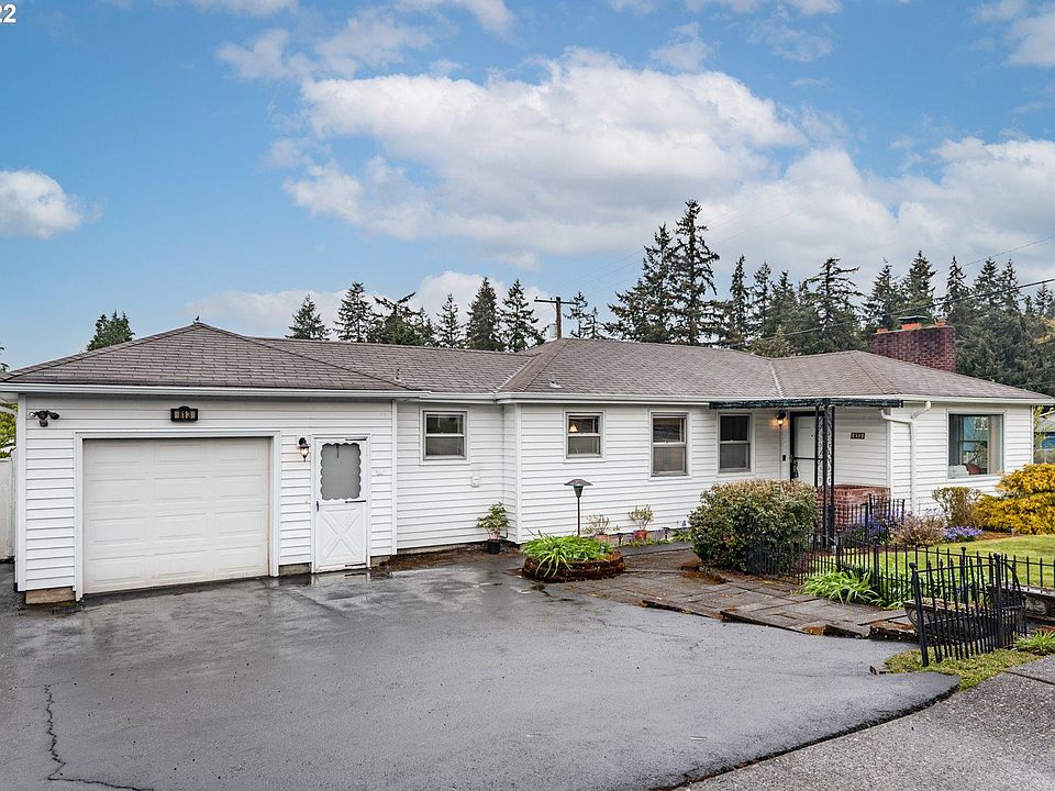 1st image of 813 N 16th Ave