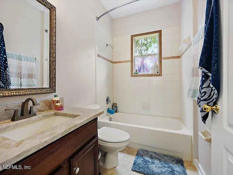 1357 Barrington Cir — Photo 23