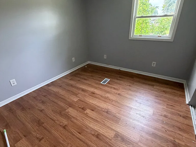 406 W Morris St — Photo 6