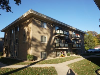 7404 W 111th St APT 207, Worth, IL, 60482
