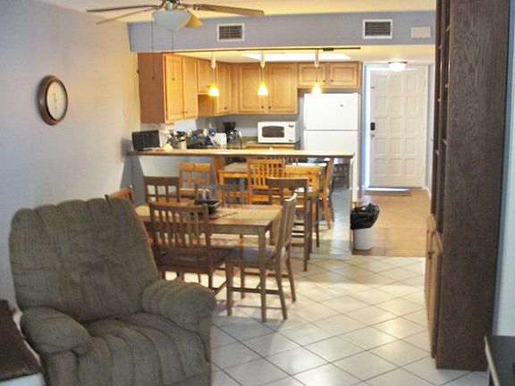 4th image of 115 E Coronado Dr APT 208