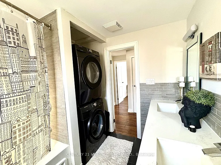 22 Cedar Cres #MAIN — Photo 30