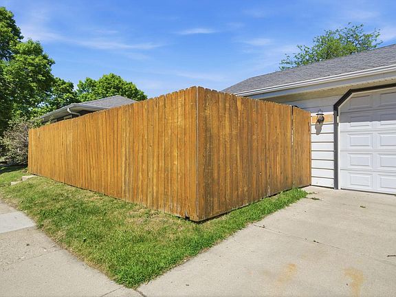 3rd image of 4554 S Vermont AVENUE