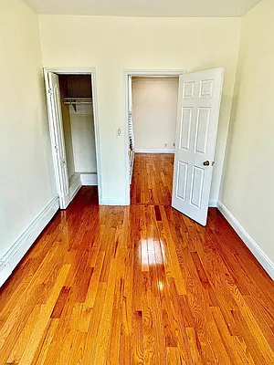 Rented by Amorelli Realty | media 25