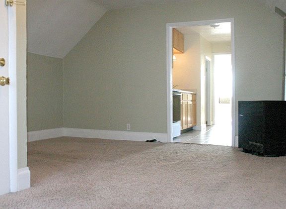 5th image of 229 S 700 E