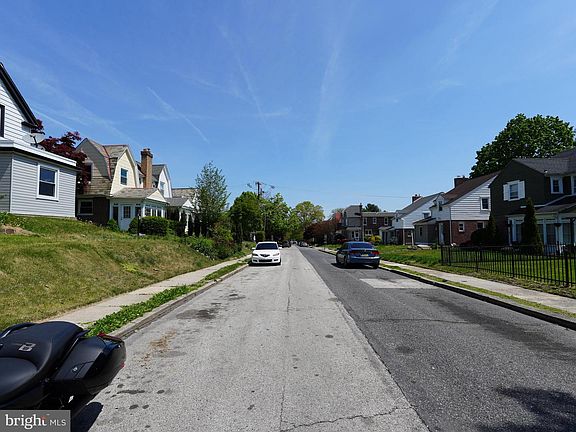 3rd image of 233 W Albemarle Ave