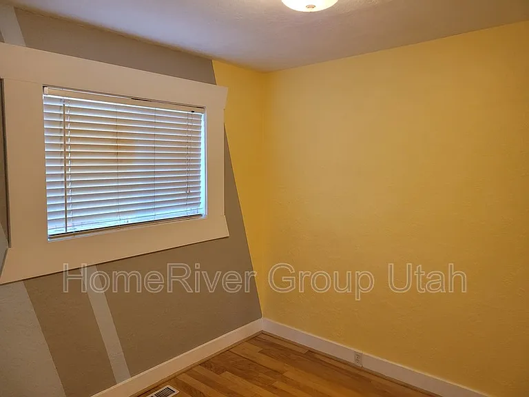 417 E Cleveland Ave — Photo 6
