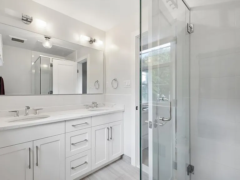 54 Park Cir — Photo 25