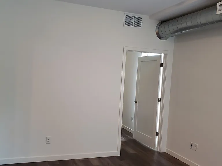 2448 1st Ave S #5 — Photo 7