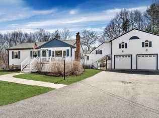 126 Beach St, Foxboro, MA 02035