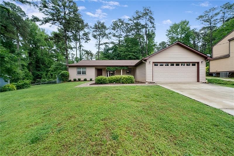 1st image of 3385 Canary Lake Dr