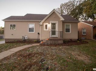1520 Fulton Ct, Davenport, IA 52803