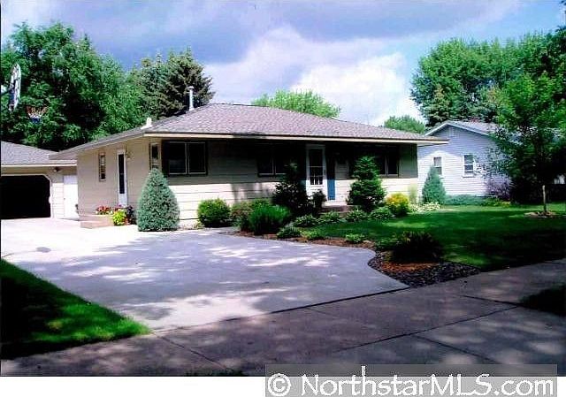 1st image of 2675 1st St N