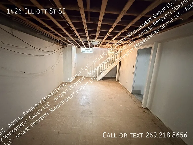 1426 Elliott St SE — Photo 27