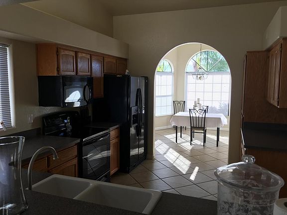 2nd image of 2844 W Darley Woods Dr