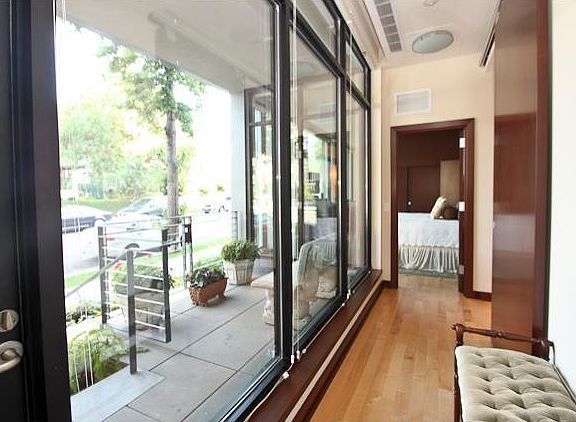 4th image of 1805 W Lake St Unit 101