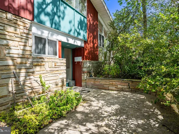 46 Red Rowan Ln, Plymouth Meeting, PA 19462