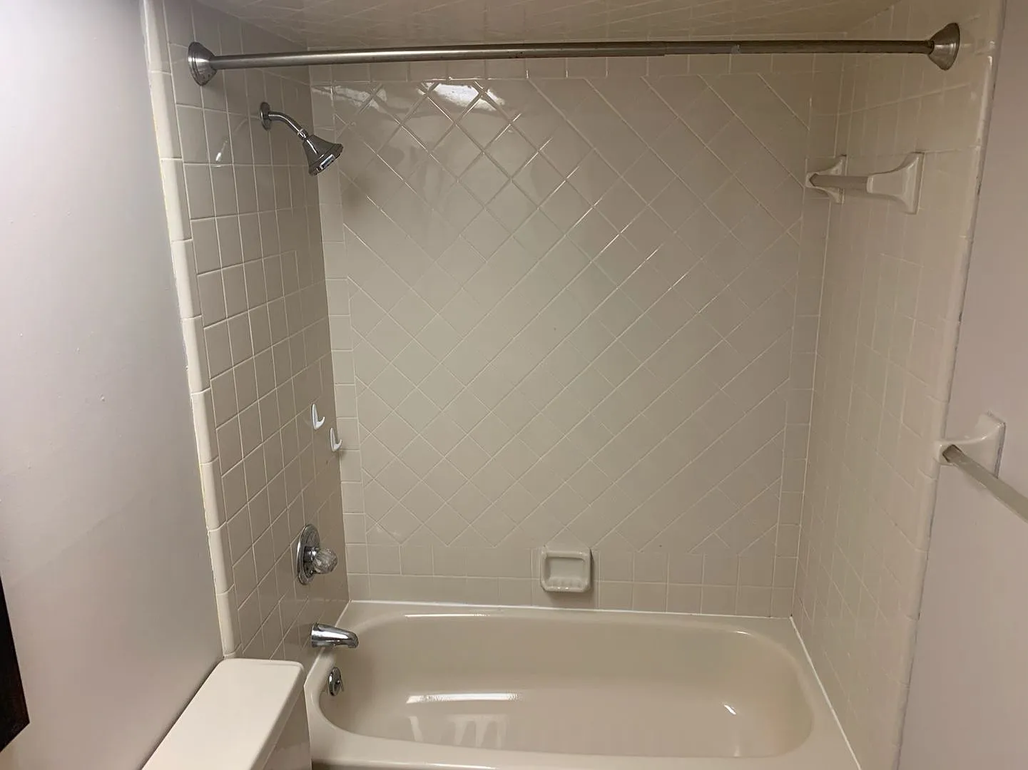 Eustis 2 Bed, 2 Bath Condo — Photo 3