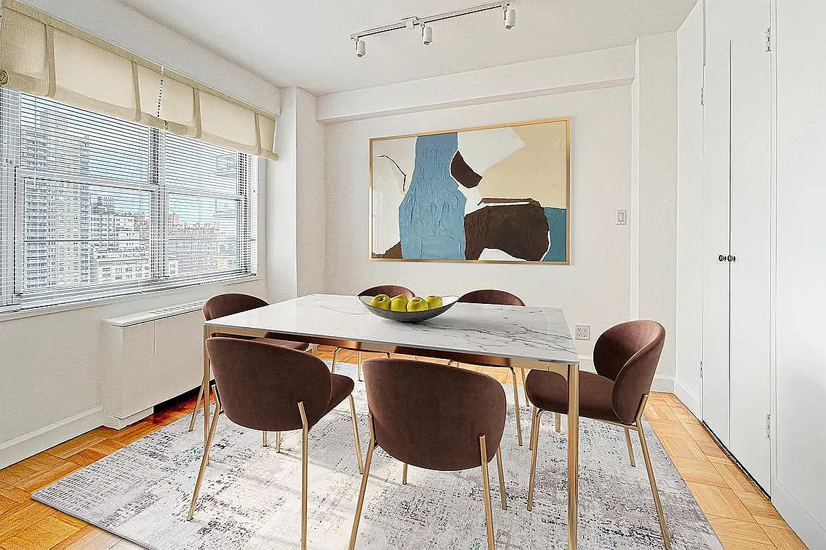 500 East 77th Street — Photo 2