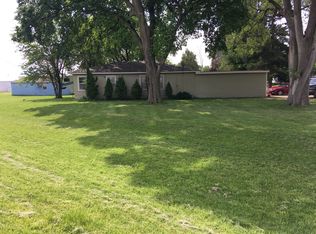 606 Division St, Jefferson, SD 57038