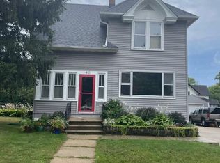 410 E Lake St, Lake Mills, WI 53551