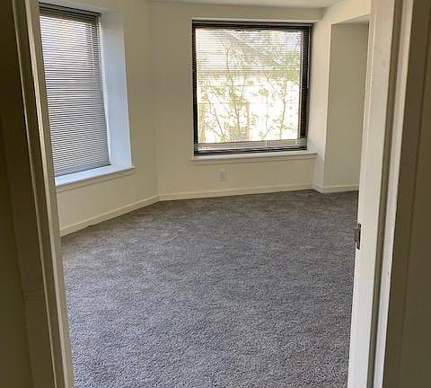 5th image of 521 N King St #214