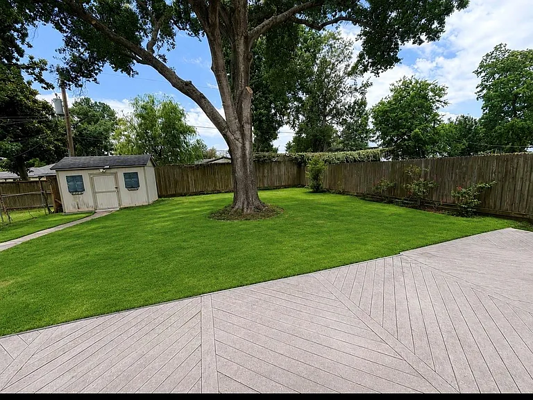 10415 Norton Dr — Photo 18