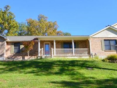 3152 Burning Tree Ln, Festus, MO, 63028