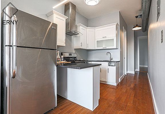 4th image of 399 Putnam Ave APT 3A