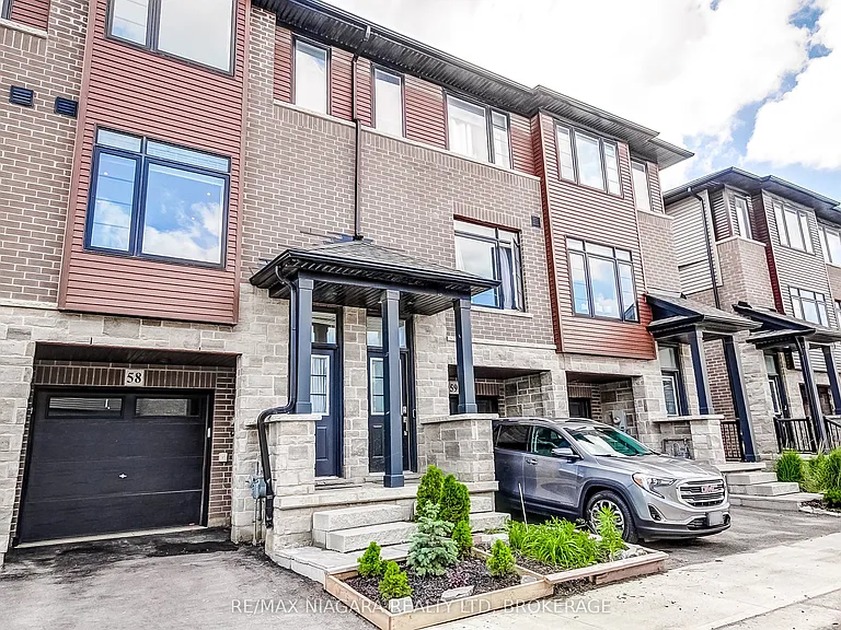 461 Blackburn Dr — Photo 1